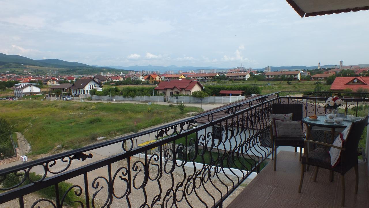 Sara, Alba Alba Iulia Ngoại thất bức ảnh